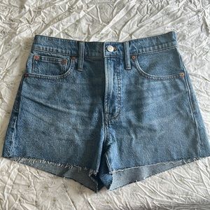 Madewell Women’s The Perfect Jean Short